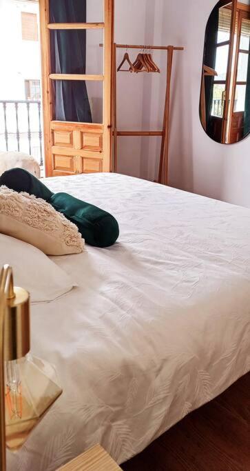 Serendipia: Tu Hogar En Este Blanco Pueblo Frigiliana Extérieur photo